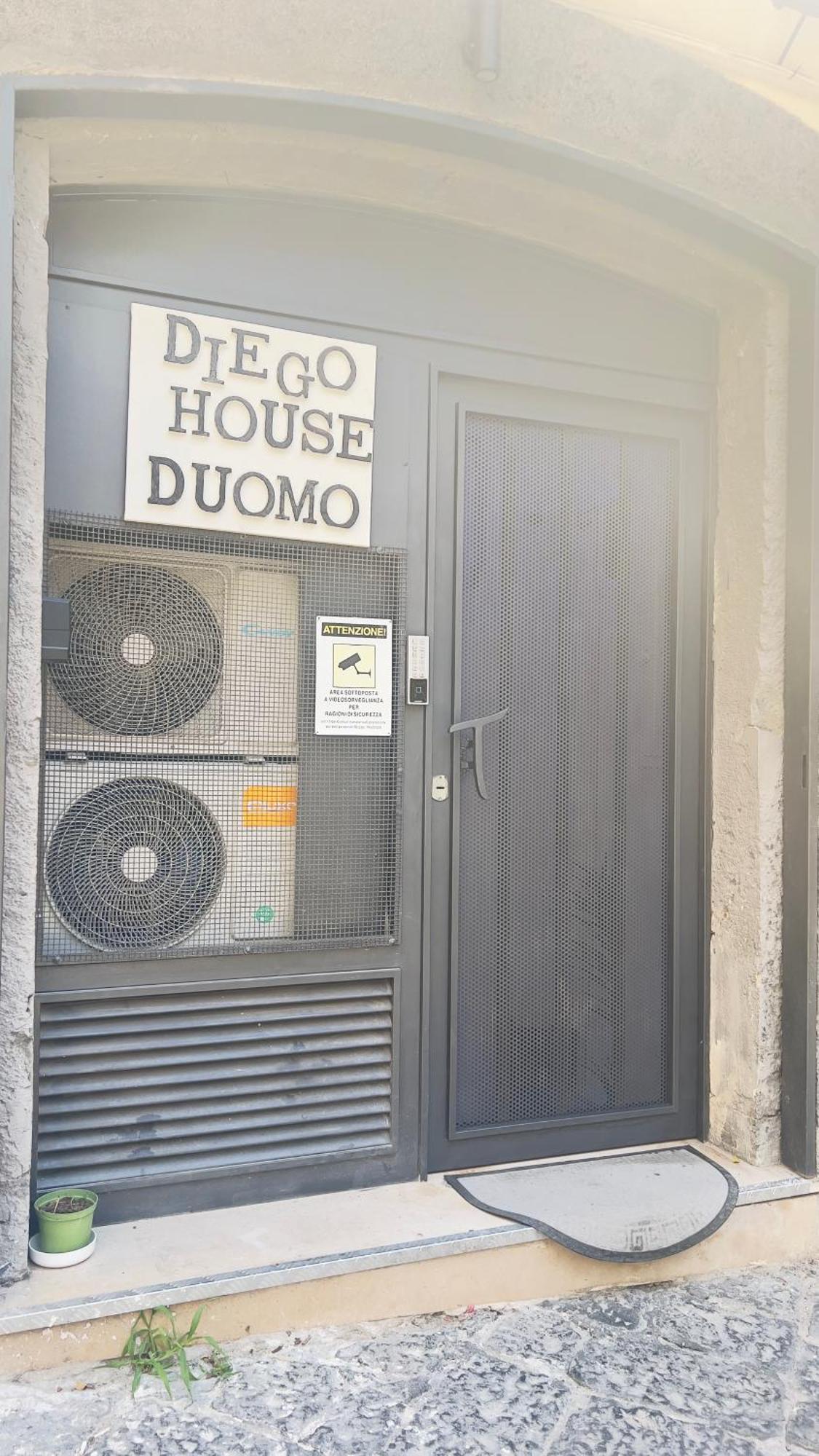 Diego Hause Duomo Наполи Екстериор снимка